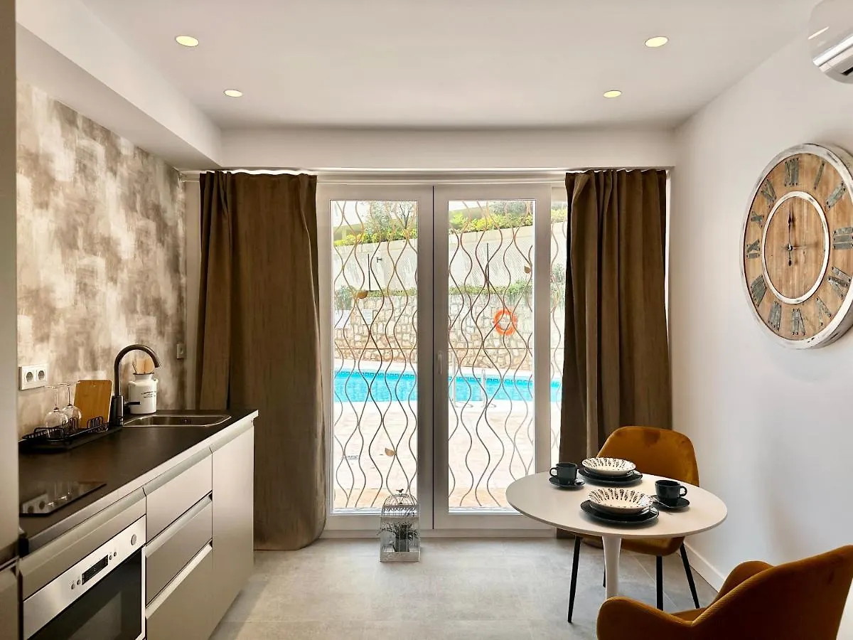 Loft 18 Beachfront Marbella Center 0*,